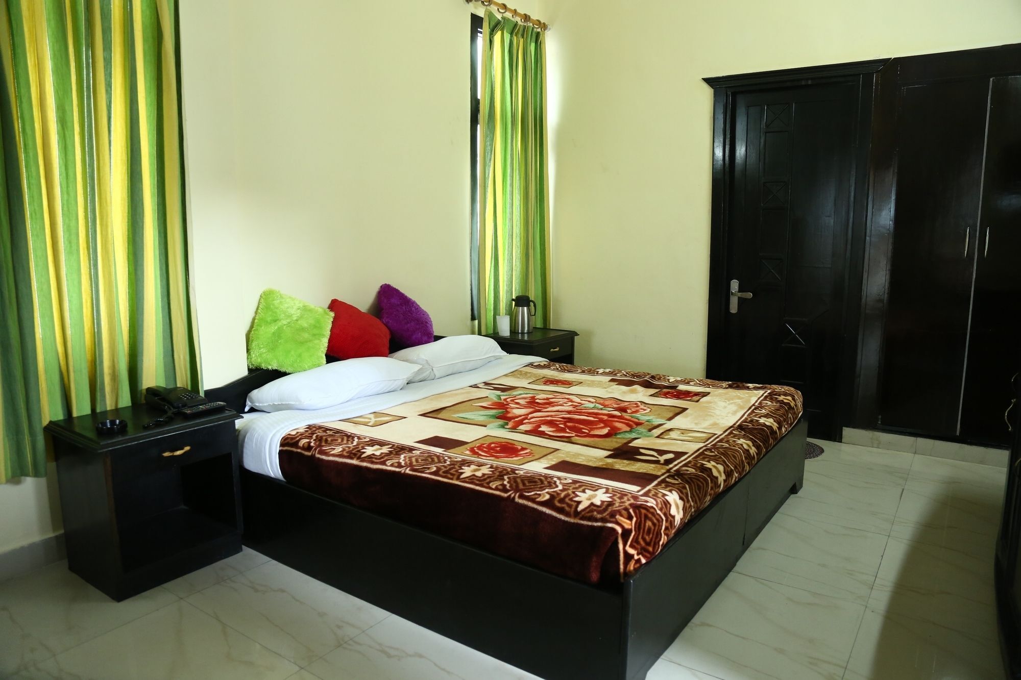 Oyo 5248 Surbee Resorts Mussoorie Kültér fotó